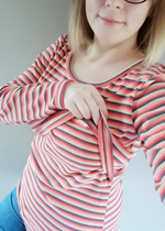 breastfeeding jumper by stylish mum for breastfeeding clothes UK